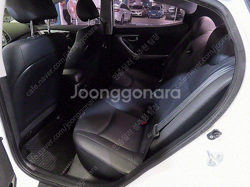 아반떼 중고 아반떼 더 뉴 아반떼 중고차 흰색 2015...--8