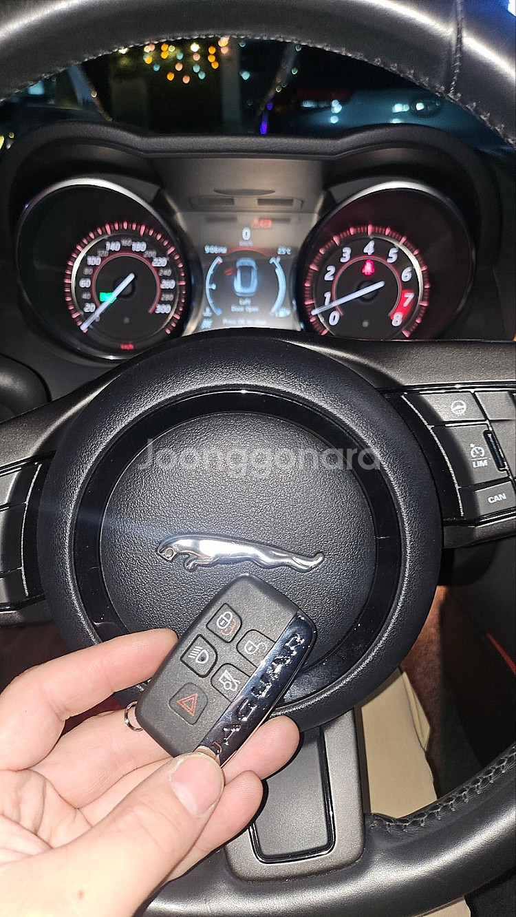재규어 F페이스, XF, XE, XJ, E페이스 차량 ...--0