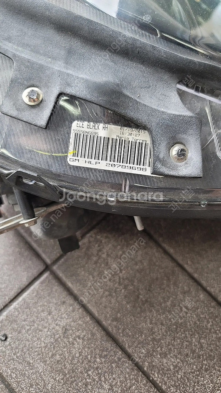 콜벳C6 Z06 조수석 블랙베젤 헤드라이트 판매합니다.--2