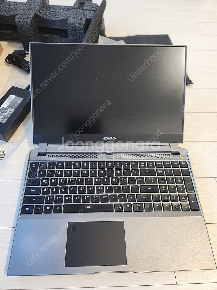 기가바이트 어로스 15G XB 게이밍 노트북 판매 (인...--1