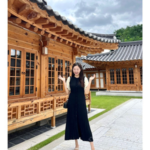 슈퍼린짱 머메이드 니트원피스 m사이즈 팔아요