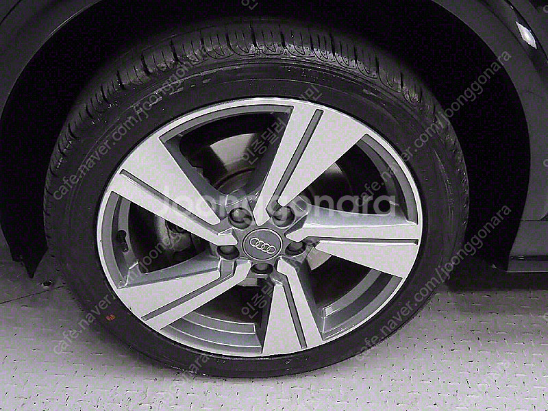 아우디 Q2 35 TDI 프리미엄 중고차 선착순 판매합...--4
