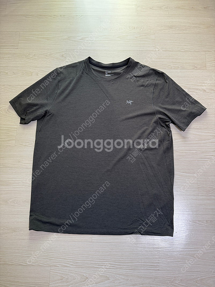 1회착용) 아크테릭스 코막 반팔 차콜L 10만 팜--0