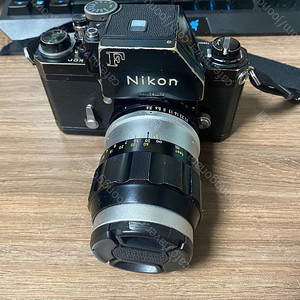 니콘 F 블랙 + 135mm 해바라기 렌즈 판매 합니다.
