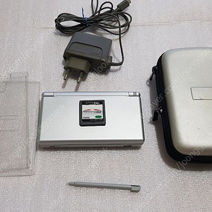닌텐도 DS Lite