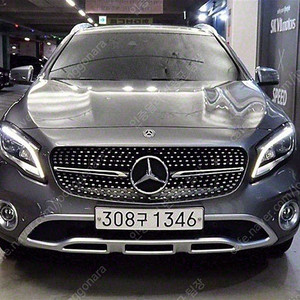 벤츠 GLA 중고 벤츠 GLA클래스 중고 회색 2019년식 46,173km GLA220 프리미엄 중고차 할부조건