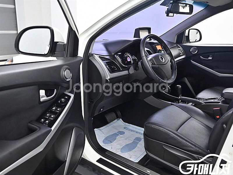 뉴코란도C 4WD 2.0 어드벤처 2015 년 중고차◆...--2