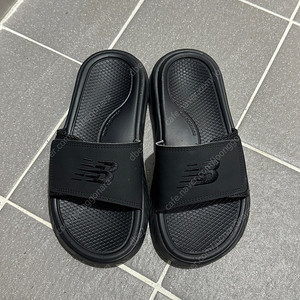뉴발란스 슬리퍼 쿠셔닝 블랙 240