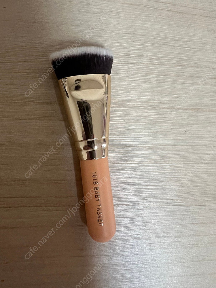 더툴랩 101B 베이비태스커 파운데이션 브러쉬 이미지