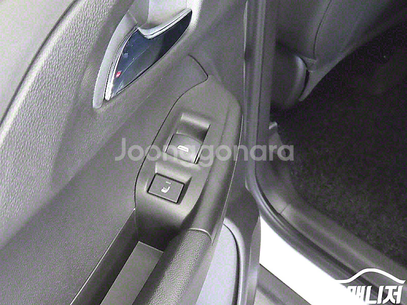쉐보레 트레일블레이저 2WD 1.3 터보 가솔린 RS ...--7