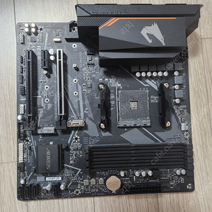 기가바이트 b550m aorus elite 메인보드 팝니다