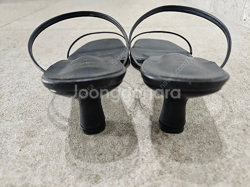 투스트랩 뮬 샌들(굽5cm) 팔아요~--2