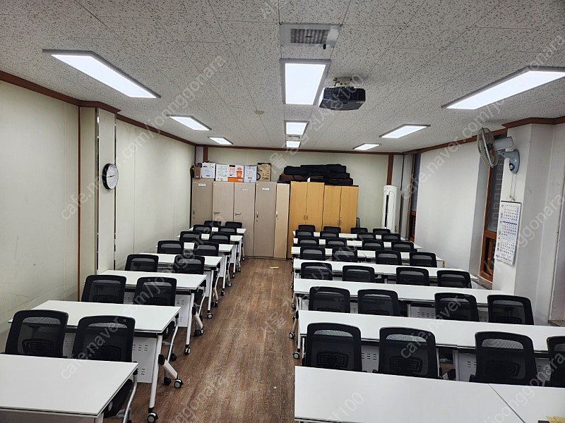 회의테이블 강의실책상 학원용책상 세미나테이블 연수용테이블 접이식테이블