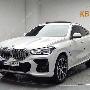BMW X6 중고차 할부 개인사업자 차량구매 수입중고차 흰색 2023년식 28,140km xDrive 30d M 스포츠 수원중고차