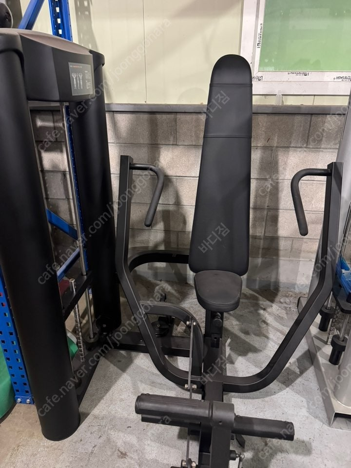 시티드체스트/ 홈짐/ 일립티컬/ 레그컬/ 레그익스 듀얼머신/ 치닝/ 체스트등 이미지
