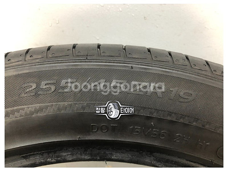 중고타이어 한국타이어 벤투스 S2AS 255/45R19...--4