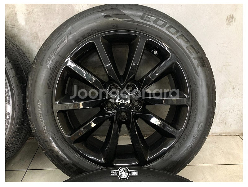 올뉴쏘렌토 19인치 블랙 휠 타이어 235/55R19 ...--3