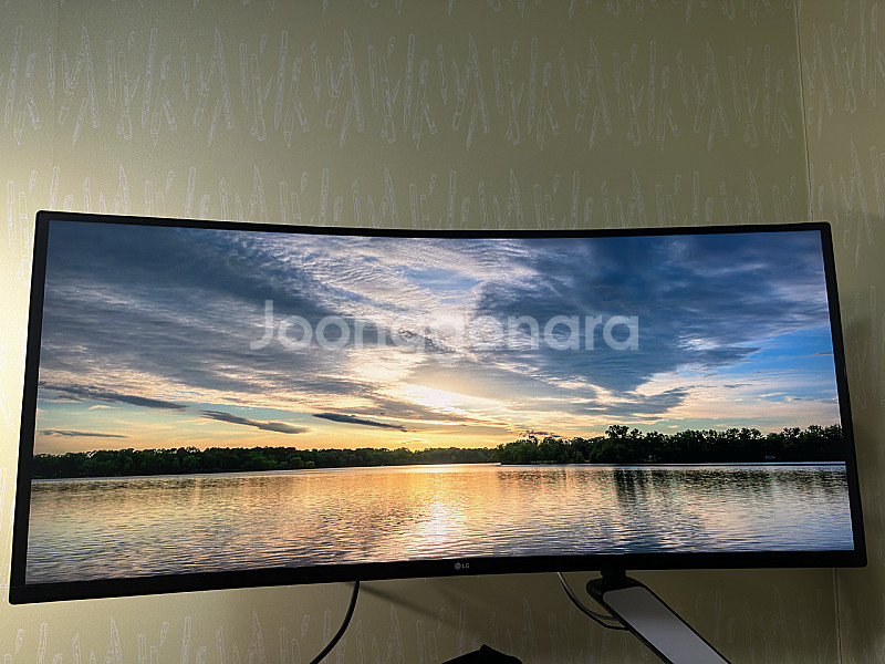 LG 울트라와이드 모니터 34WP65C 판매합니다!--0
