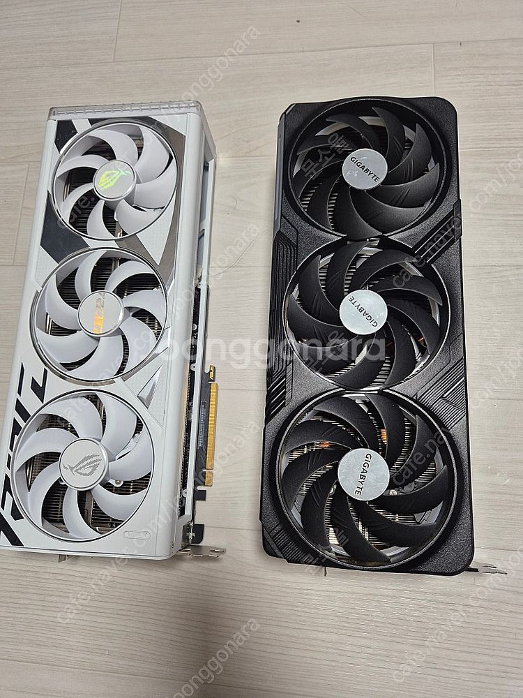광주광역시 RTX 4090 2대(스트릭스 화이트/게이밍...--0