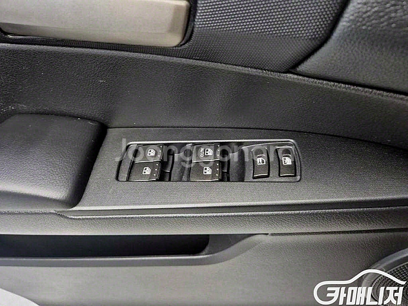 더뉴코란도스포츠 CX7(4WD) 2017 년 중고차/전...--9
