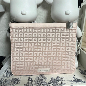새상품) 지방시 매쉬 파우치