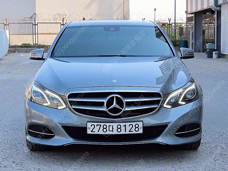 벤츠 E클래스 중고 벤츠 인증중고 회색 2015년식 E220 블루텍 아방가르드 스포츠 중고자동차시세표
