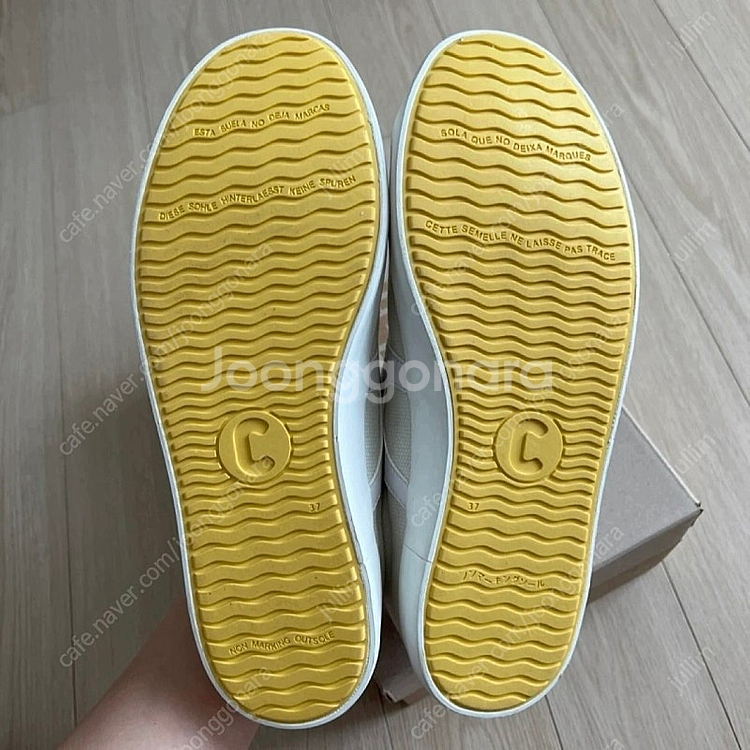 (새상품) CAMPER 캠퍼 운동화 여성 스니커즈 37(235)--4