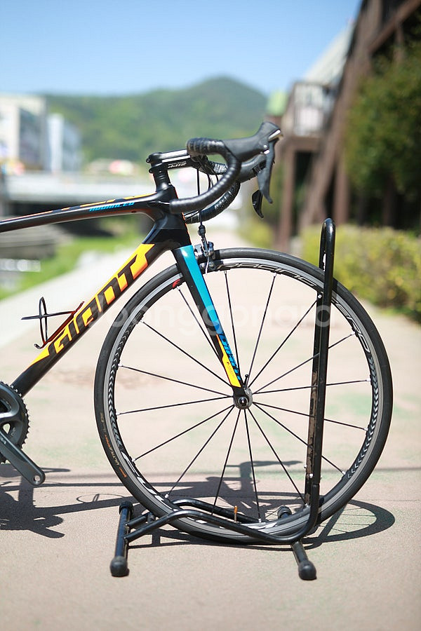 17년 자이언트 TCR 어드밴스1 KOM S*펄크럼 레...--2