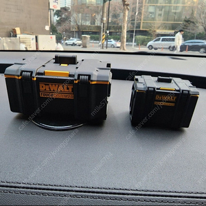 디월트 명함케이스 삽니다 이미지