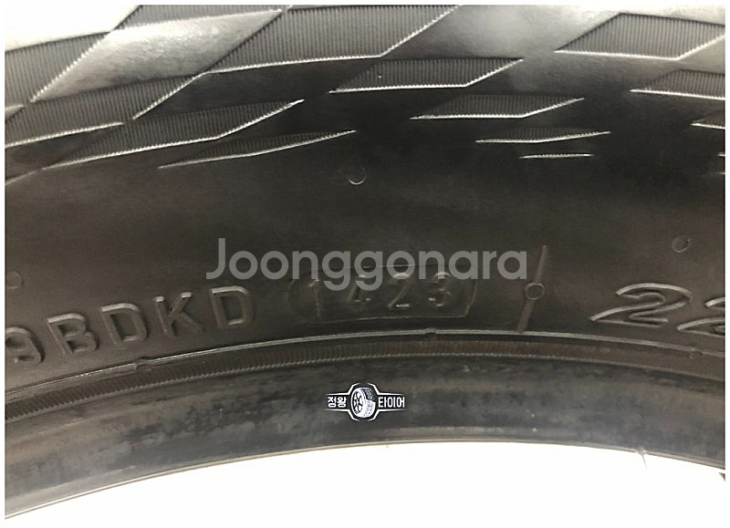중고타이어 넥센타이어 엔페라수프림S 225/55R18 ...--5