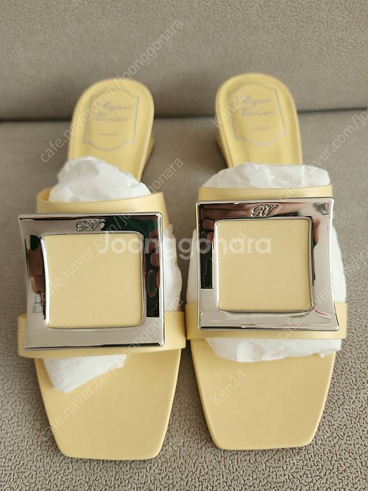 (새상품 최종가격) 로저 비비에 비키비브 뮬 샌들 38...--0