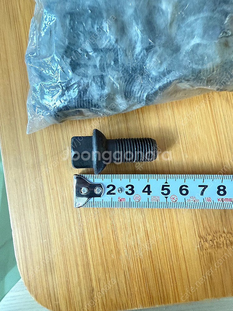 벤츠 롱볼트 숏볼트 한셋씩 세트당 오만--2