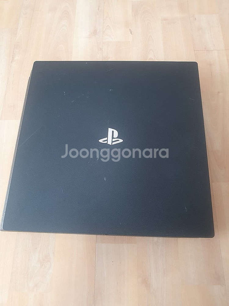 PS4 플스4 프로 2TB 본체 판매합니다.--0