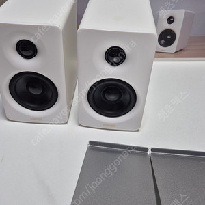 에디파이어 m60 화이트