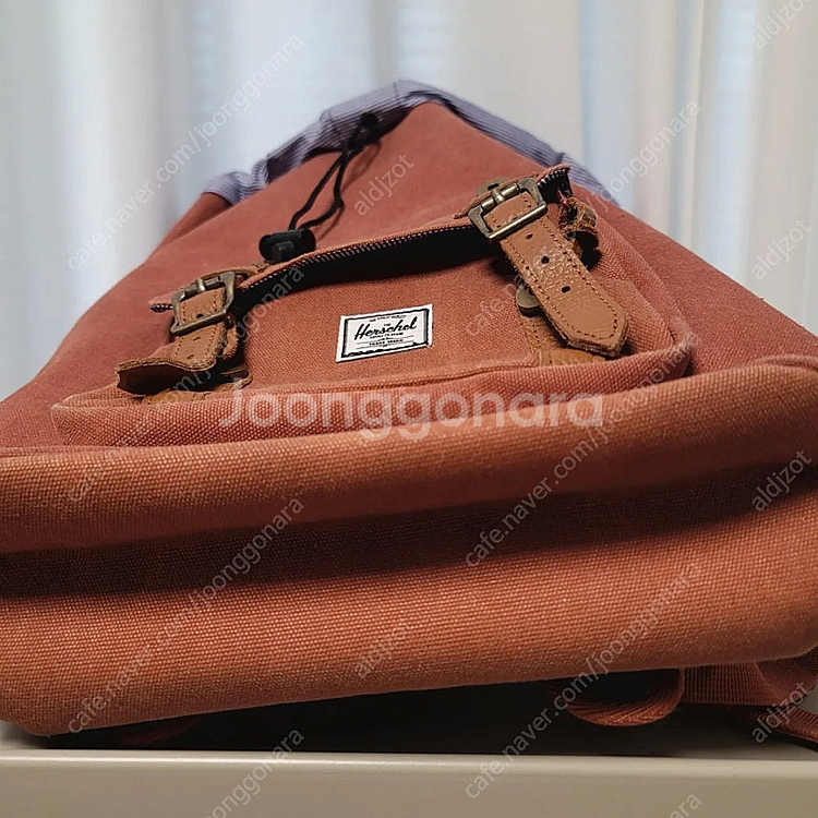 허쉘 리틀 아메리카 백팩--8
