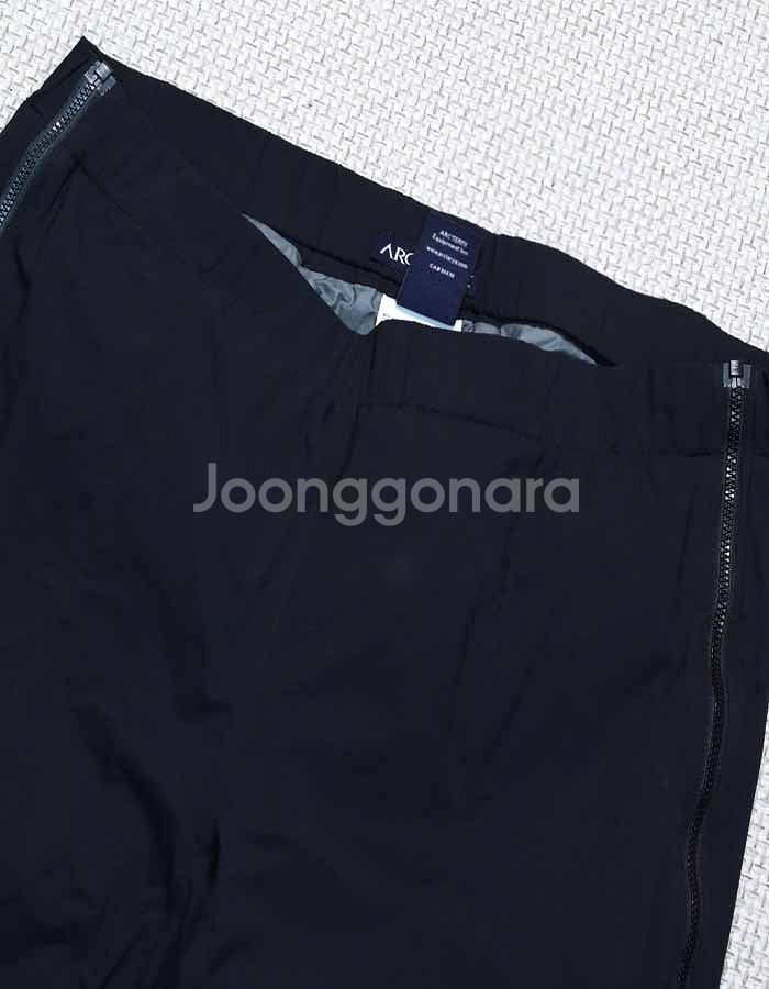 [32/100] 아크테릭스 기능성/팬츠,발렌시아가 고급...--2