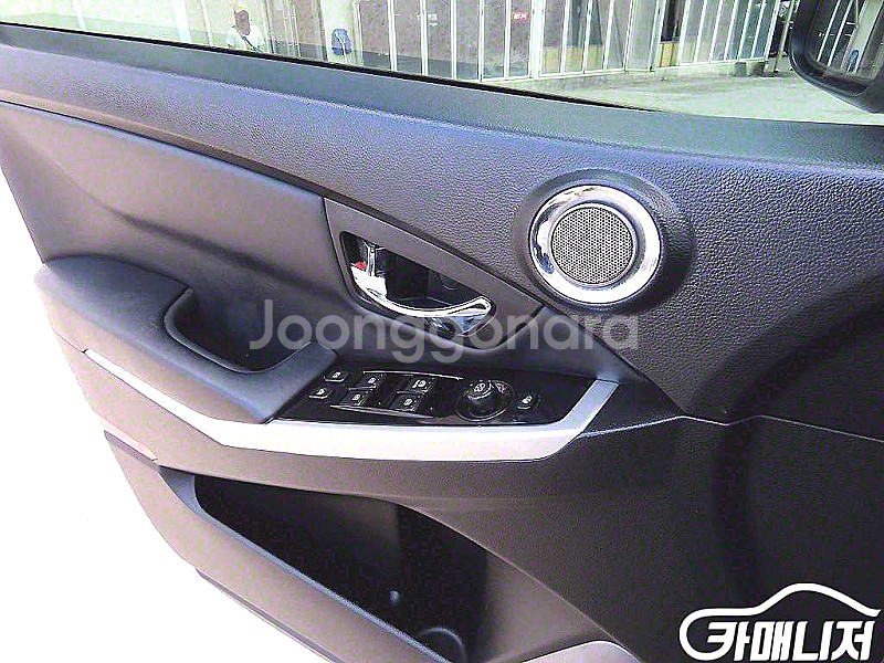 뉴코란도C 4WD 2.0 DX 2015 년 중고차◆전액...--2