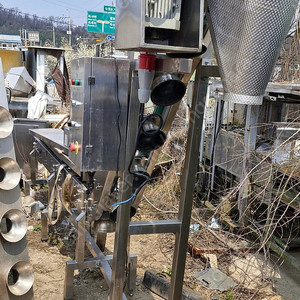 로타리포장기중국산2대 컵피더 1대 작동잘됨 3대일괄 컵피더 미사용 테스트만함