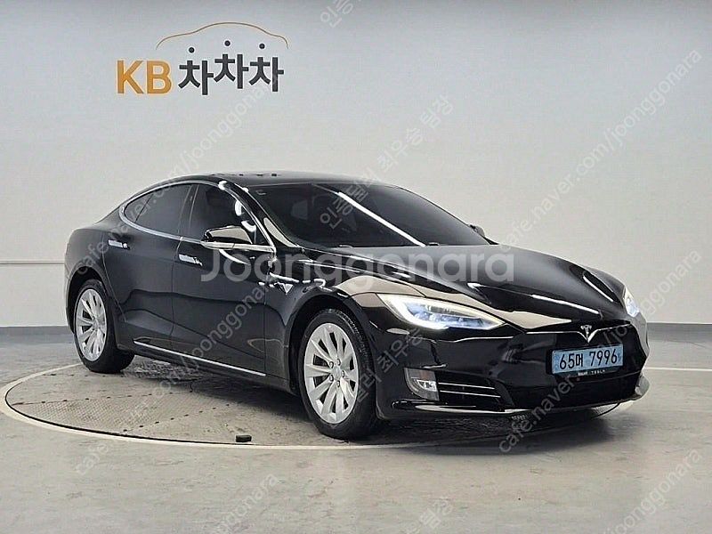 테슬라 모델 S 중고 승용차 검정색 2019년식 75D...--3
