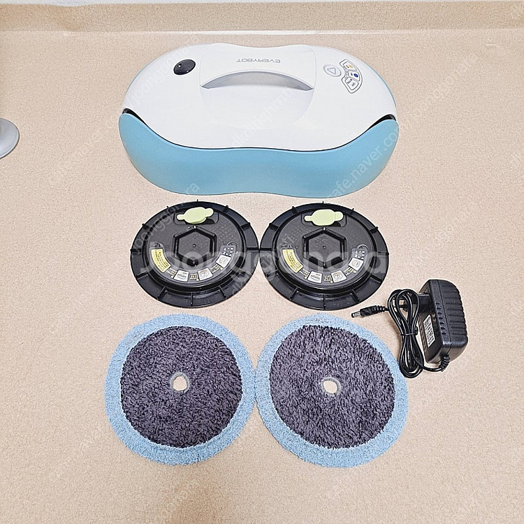 에브리봇 물걸레 로봇청소기 배터리좋음 걸레포함 RS50...--9