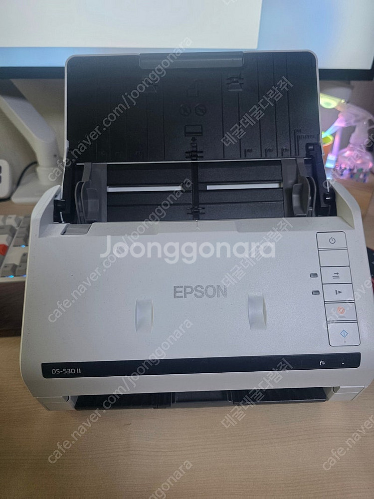앱손 EPSON DS-530II 스캐너 팝니다.--1