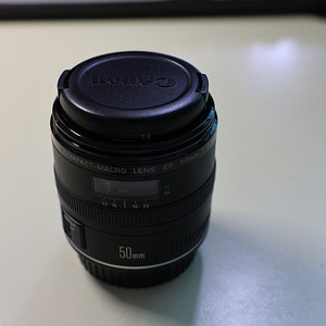 EF 50mm F2.5 마크로 렌즈 팝니다.