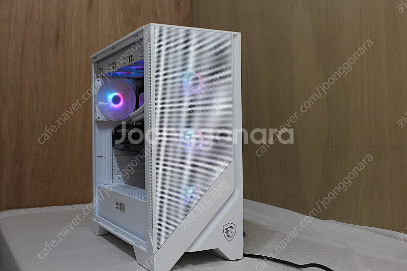 화이트어항케이스 게임용 컴퓨터렌탈 가격 저렴한 조립PC...--2