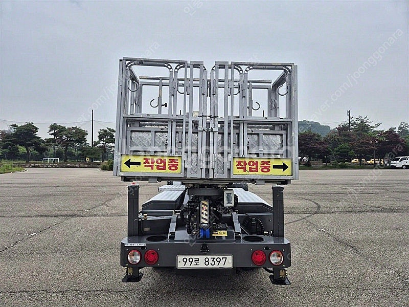 고소작업차 중고 흰색 2021년식 9,210km 2.5...--6