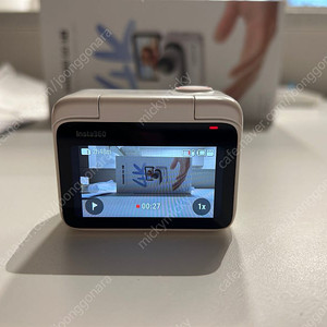 인스타360 go 3s 128g 화이트 + 미니 삼각대 + 퀵리더기 (insta360 공홈구매)