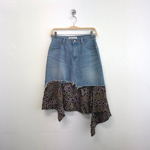 앤더슨벨 쉬폰레이어드 데님 스커트 S / 한섬 타임 마인 오브제 시스템 산드로 마쥬 구호 쟈딕앤볼테르 랑방 폴로 이자벨마랑 이로 버버리 톰보이 자라 코스