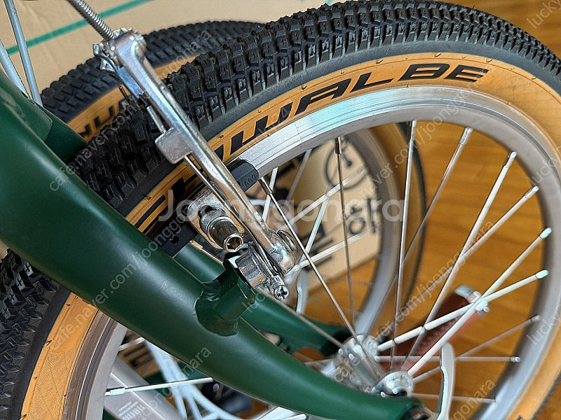 위미 모델8 + 빌리봉커 타이어 + 악세사리--3