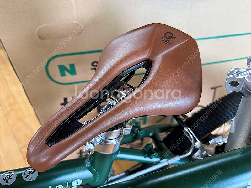 위미 모델8 + 빌리봉커 타이어 + 악세사리--4