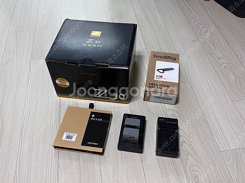 니콘 Z30 16-50 번들킷 판매합니다.--0