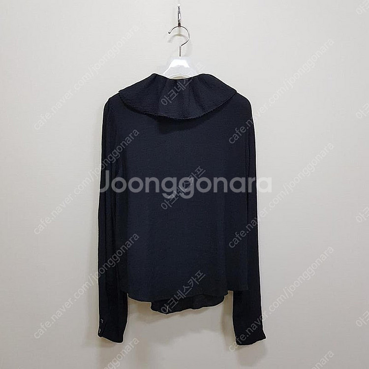 한섬 마인 23SS 러플 블랙 블라우스 XS사이즈--4